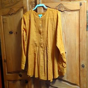 J Jill Size L tunic Top Pleat Front Swiss dot Shirt Long Sleeve Mustard Long